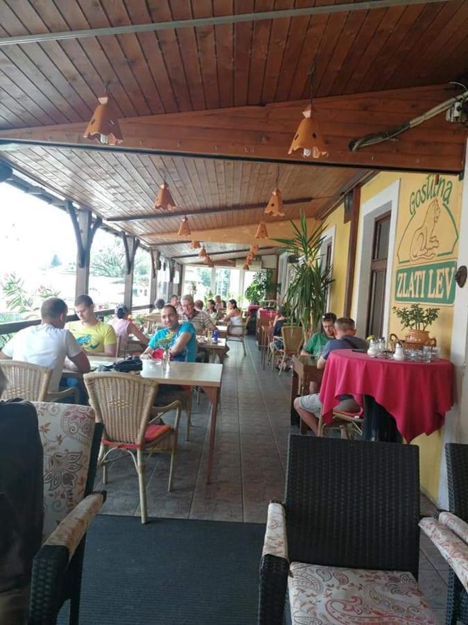 Gostilna In Apartmaji Zlati Lev - Maribor Buitenkant foto